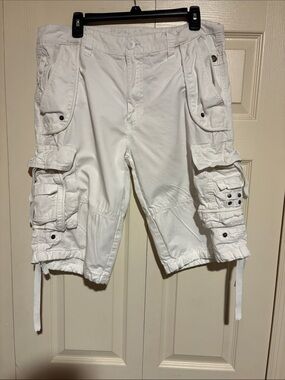 Men's White Cargo Shorts - Multi-Pocket Utility Style